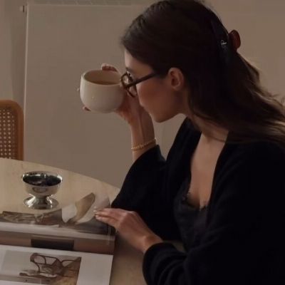 Chiara.BJ0